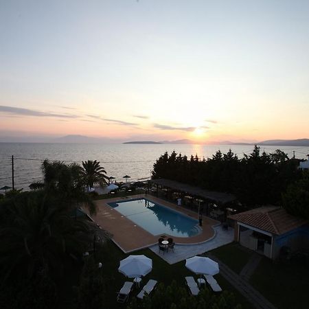 Iria Beach Екстер'єр фото