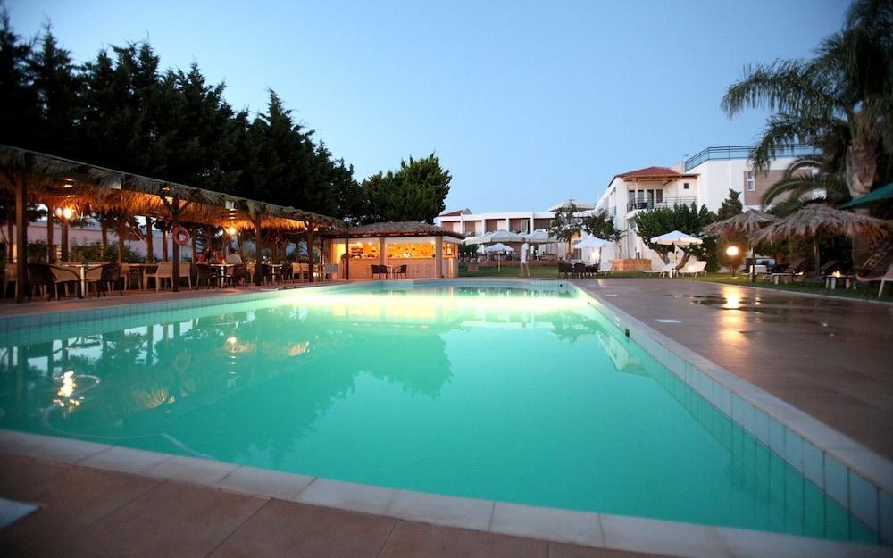 Iria Beach Екстер'єр фото