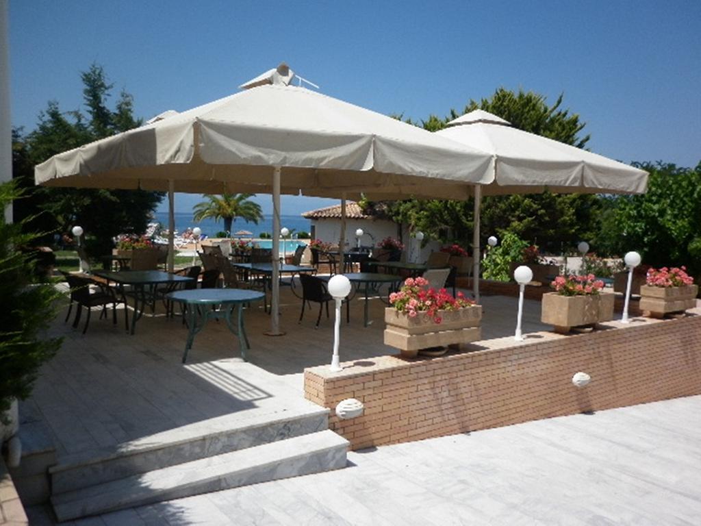 Iria Beach Екстер'єр фото