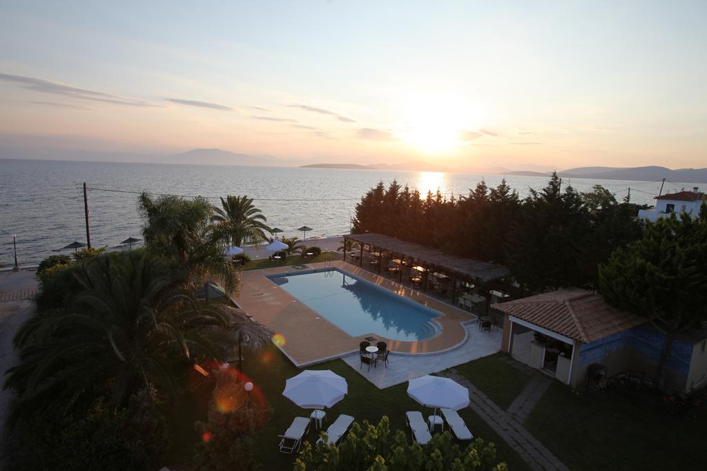 Iria Beach Екстер'єр фото